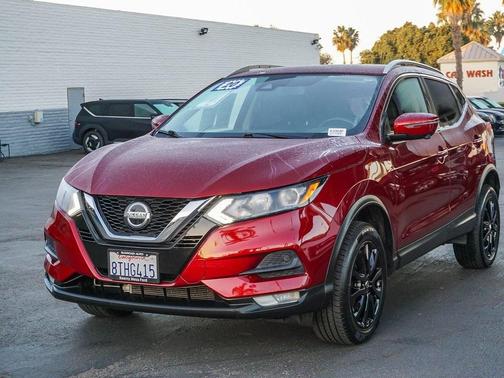 2020 Nissan Rogue Sport SV