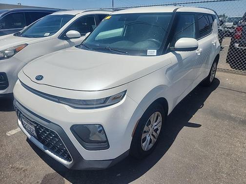 Snow White Pearl 2020 Kia Soul LX
