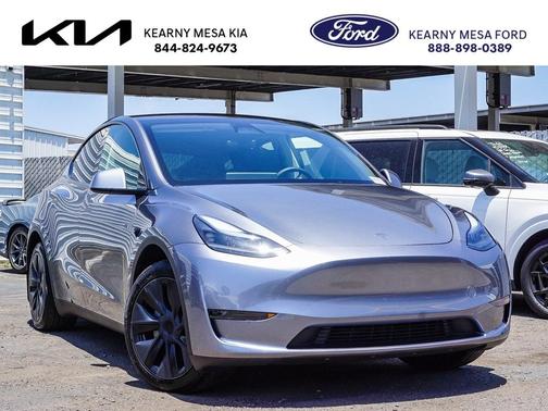 2024 Tesla Model Y Base
