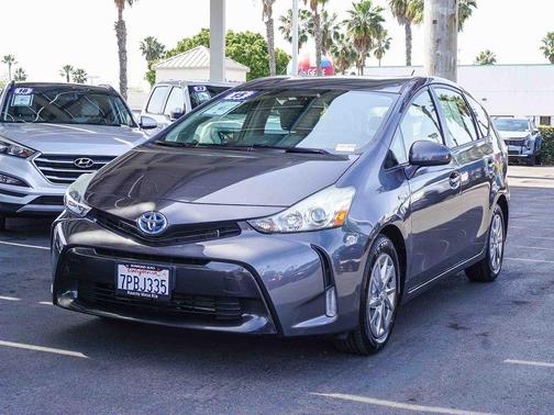 2015 Toyota Prius v Four