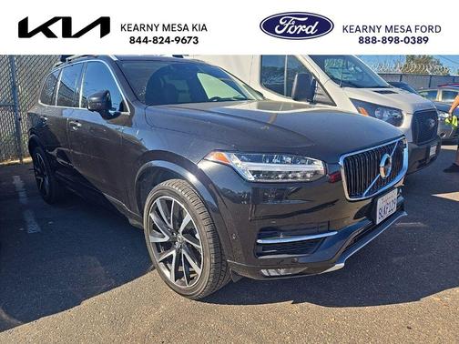 2019 Volvo XC90 T6 Momentum