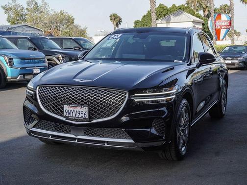 Vik Black 2025 Genesis GV70 2.5T