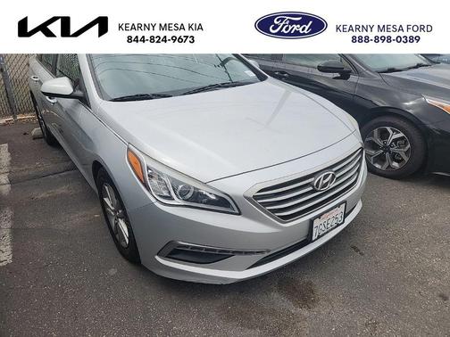Symphony Silver 2015 Hyundai SONATA SE