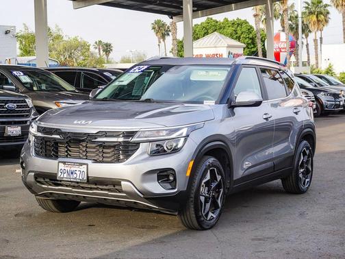 Steel Gray 2024 Kia Seltos EX