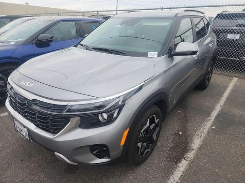 Steel Gray 2024 Kia Seltos EX