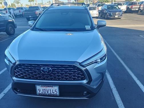 2023 Toyota Corolla Cross XLE