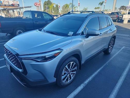 2023 Toyota Corolla Cross XLE
