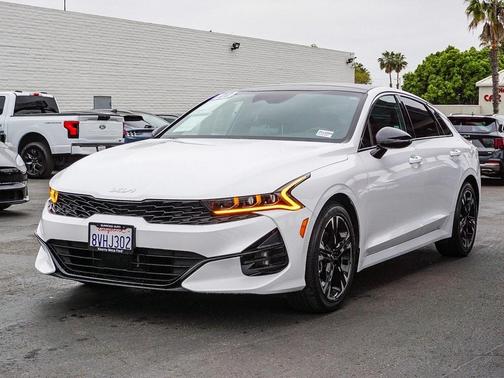 2022 Kia K5 GT-Line