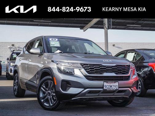 Steel Gray 2023 Kia Seltos LX