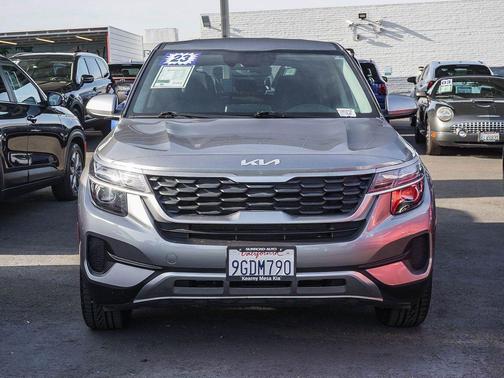 Steel Gray 2023 Kia Seltos LX