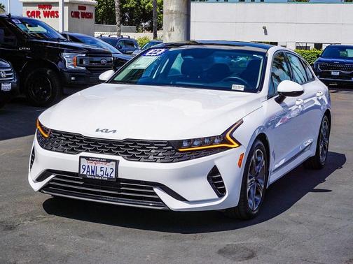 2022 Kia K5 EX