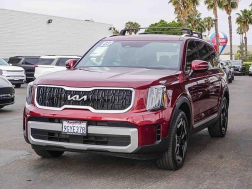 Red 2023 Kia Telluride EX