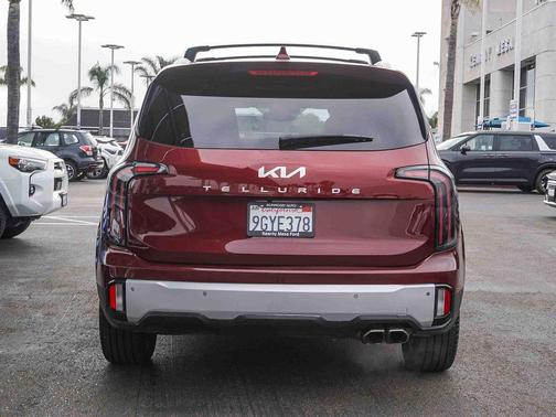 Red 2023 Kia Telluride EX