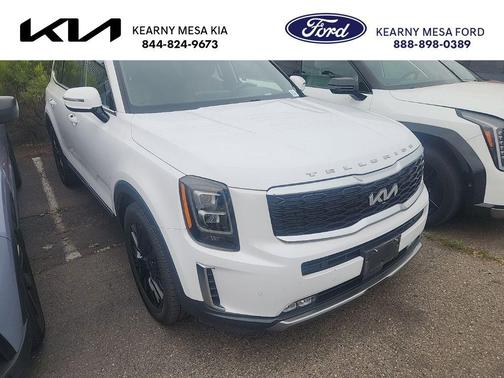 Glacial White Pearl 2022 Kia Telluride SX
