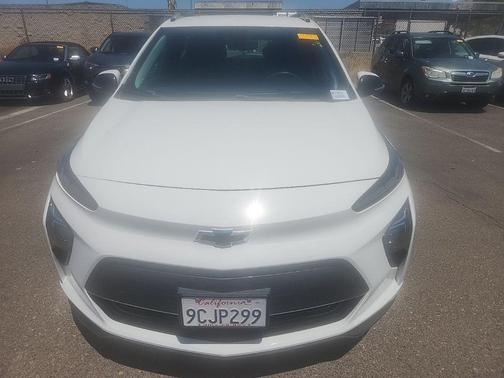 Summit White 2022 Chevrolet Bolt EUV LT