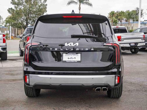 Ebony Black 2024 Kia Telluride EX