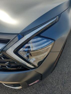 Shadow 2023 Kia Sportage Plug-In Hybrid X-Line Prestige