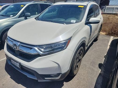 White 2018 Honda CR-V Touring
