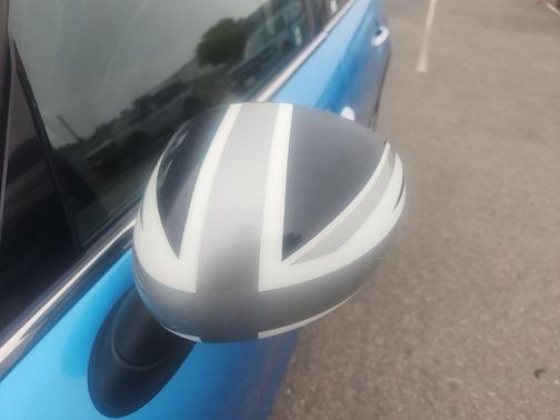 Electric Blue Metallic 2015 MINI Hardtop Cooper