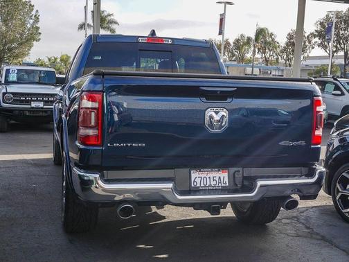 Patriot Blue Pearlcoat 2023 RAM 1500 Limited