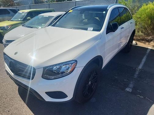 designo Diamond White Metallic 2018 Mercedes-Benz GLC 300 Base 4MATIC