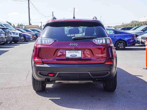 Velvet Red Pearlcoat 2021 Jeep Cherokee Trailhawk