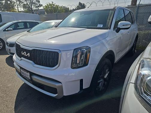 2024 Kia Telluride LX