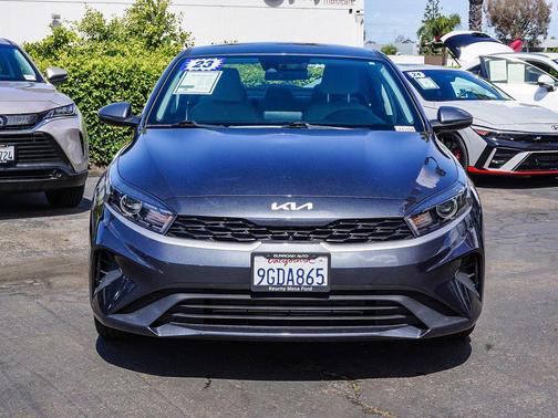 Gravity Gray 2023 Kia Forte LXS