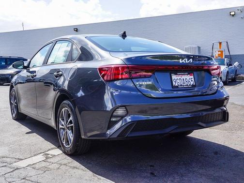 Gravity Gray 2023 Kia Forte LXS