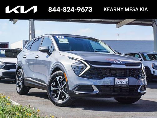 Everlasting Silver 2024 Kia Sportage EX