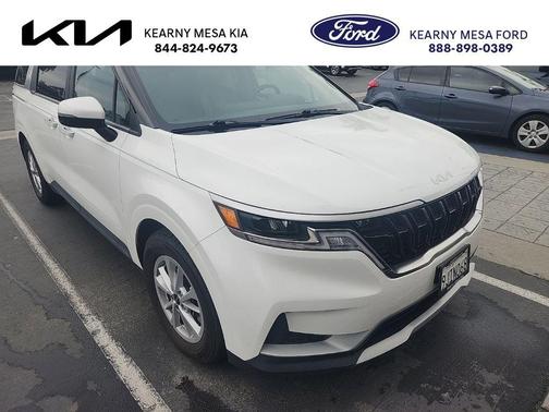 Snow White Pearl 2024 Kia Carnival LX