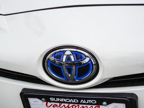 2018 Toyota Prius Three Touring