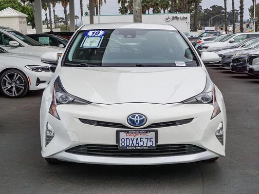 2018 Toyota Prius Three Touring