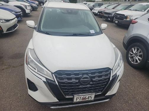 2021 Nissan Kicks SV