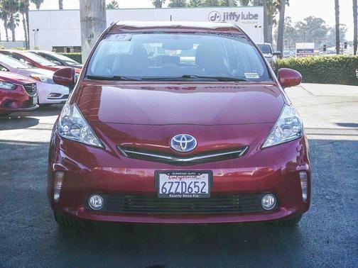 2013 Toyota Prius v Five
