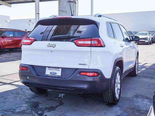 Bright White Clearcoat 2015 Jeep Cherokee Latitude