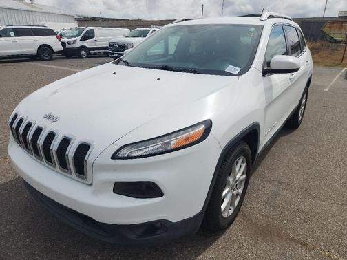 Bright White Clearcoat 2015 Jeep Cherokee Latitude
