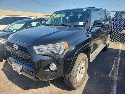 Midnight Black Metallic 2016 Toyota 4Runner SR5