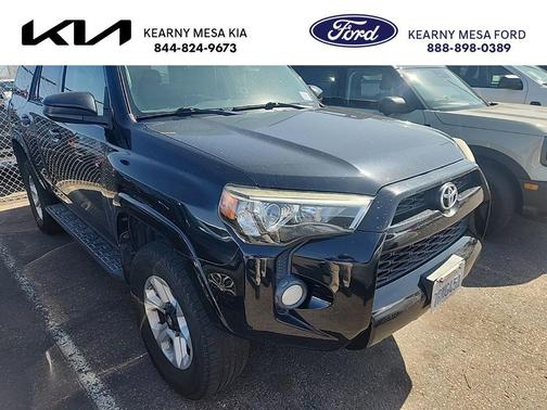 Midnight Black Metallic 2016 Toyota 4Runner SR5