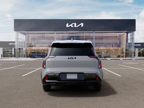 Wolf Gray 2026 Kia EV9 Land