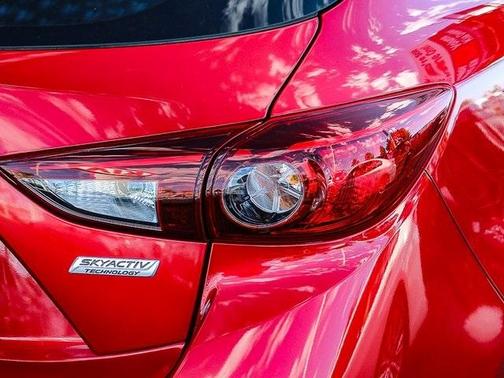 2016 Mazda Mazda3 i Touring