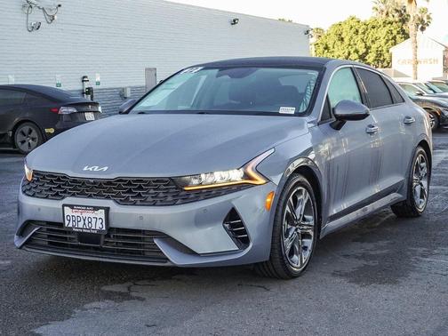 2022 Kia K5 EX