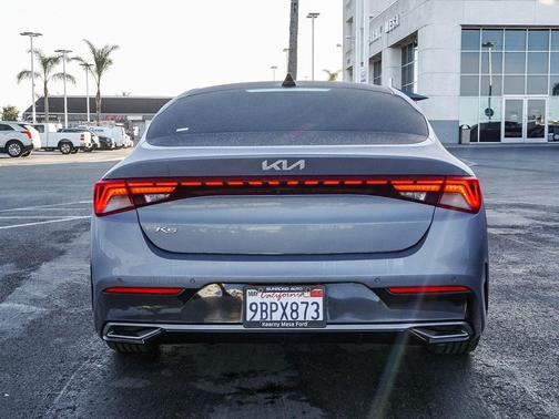 2022 Kia K5 EX