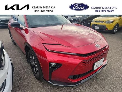 2025 Toyota Crown Signia XLE