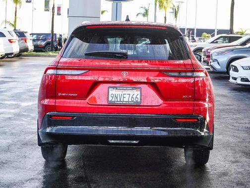 2025 Toyota Crown Signia XLE