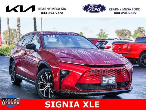 2025 Toyota Crown Signia XLE