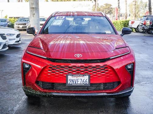 2025 Toyota Crown Signia XLE