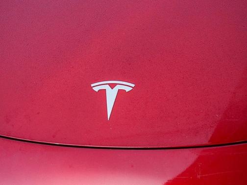 2018 Tesla Model 3 Mid Range