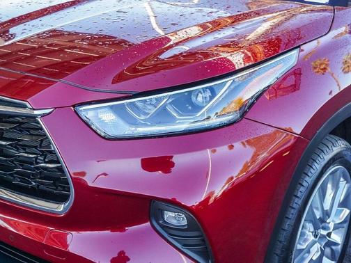 2024 Toyota Highlander Hybrid Limited