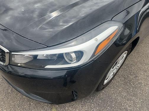 Aurora Black Pearl 2017 Kia Forte LX